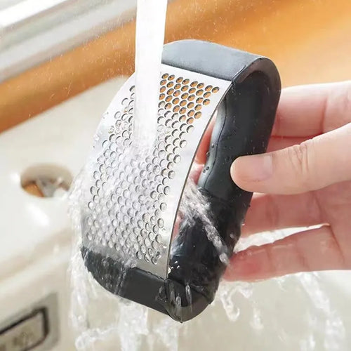 1 Pack Garlic Crusher Garlic Crusher Manual Ring Black Vegetable Cutter Kitchen Vegetable And Fruit Gadgets